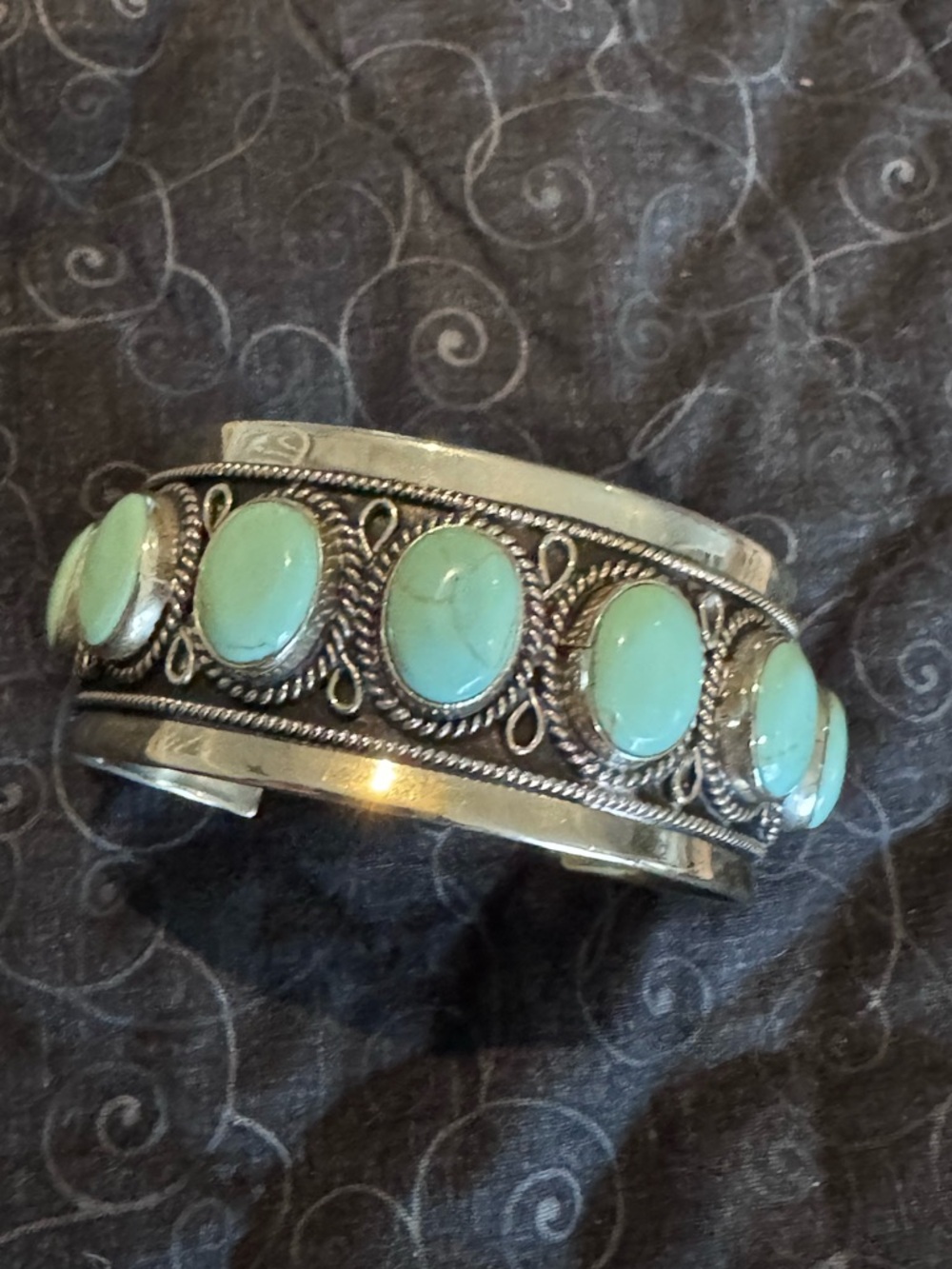 Vintage sterling silver Navajo/Mexican turquoise bracelet